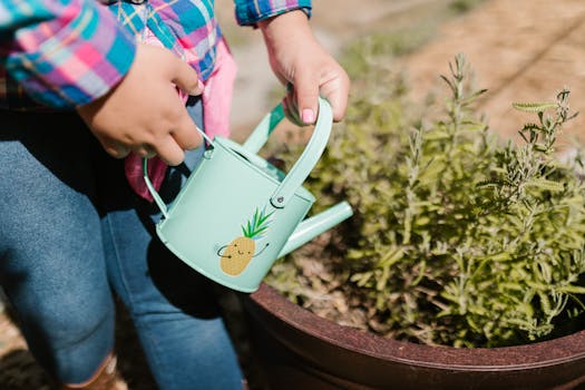 eco-friendly gardening kit for kids