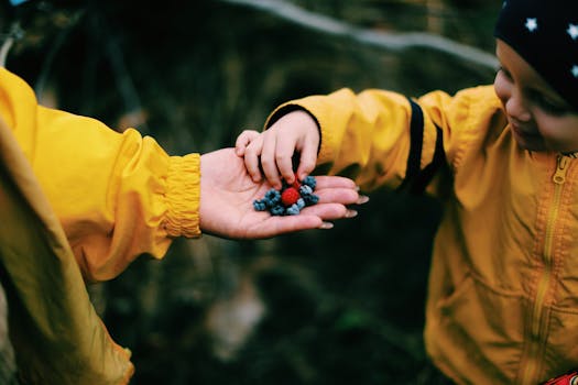 children picking berries